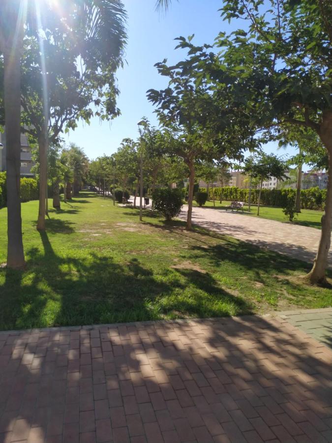 Se Alquila Habitacion Muy Luminosa Con Bano Privado En Apartamento Compartido Rincon de la Victoria Ngoại thất bức ảnh